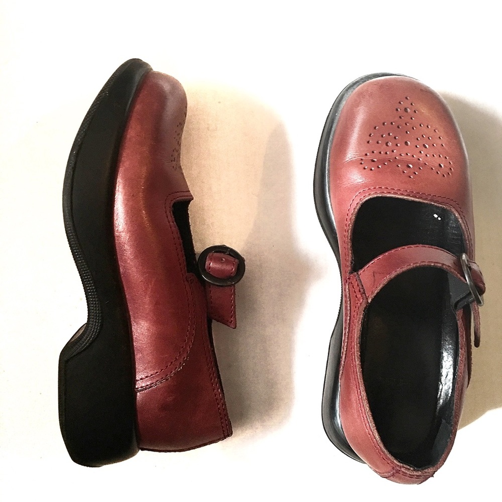 ❌SOLD❌• Red Nonslip Mary Janes Platform Shoes 36 - Picture 3 of 7